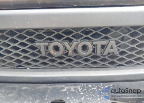 2007 Toyota Fj Cruiser from USA, damaged, VIN JTEBU11F970087327